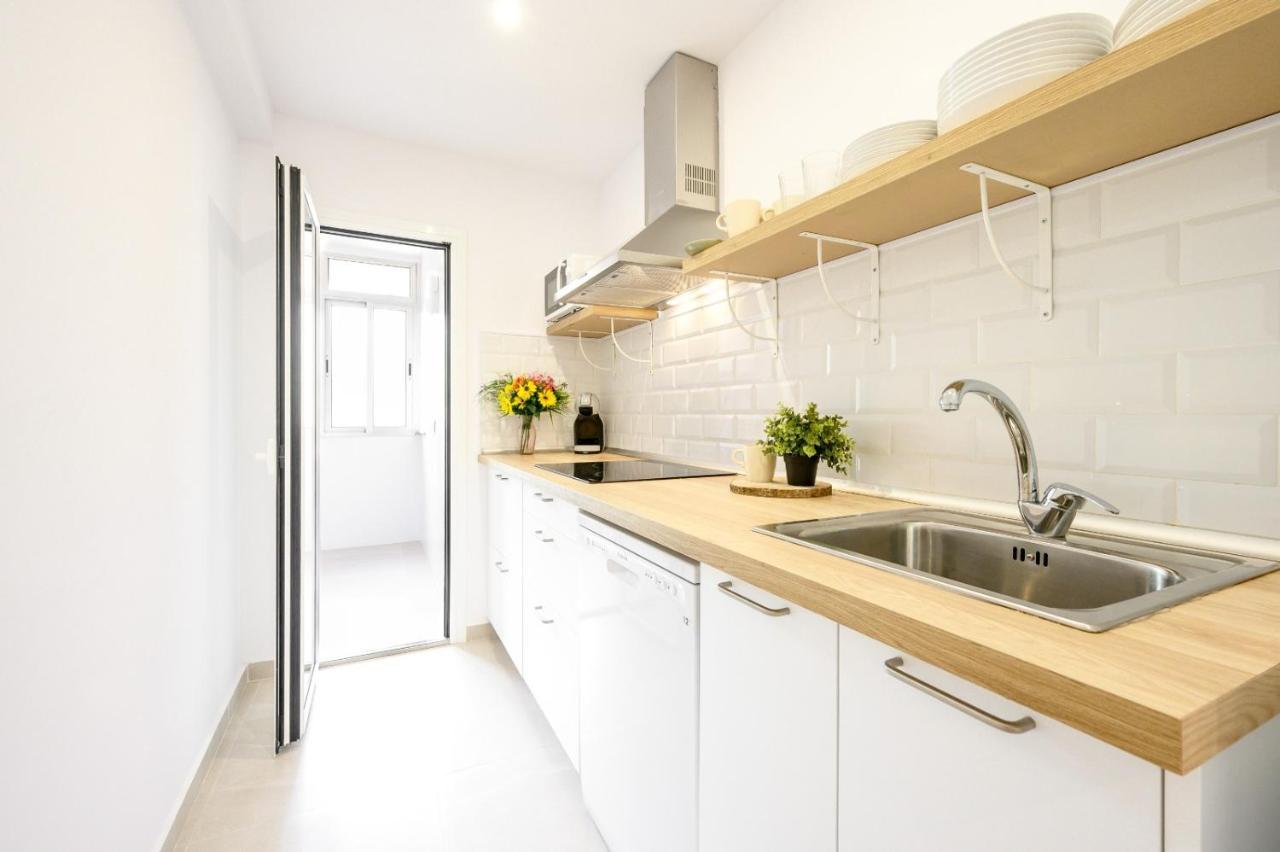 New & Sea - 3 Bedroom - By 10tosea Huoneisto